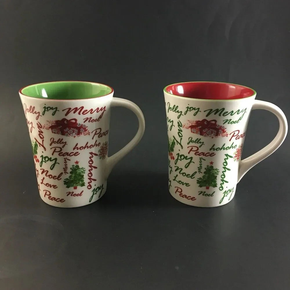 Starbucks Coffee Cups Lot‎ (2) Size 12 oz Stars/Stockings 2007 Red/Green/White